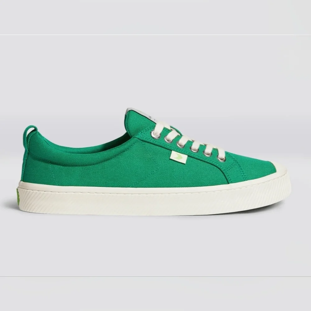 NIB Cariuma OCA Low Green Canvas - Size 9 - Picture 2 of 4